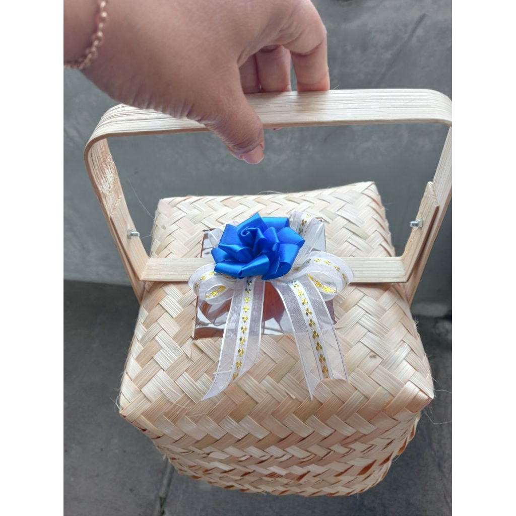 

besek tenteng 20cm susun dua,pita premium