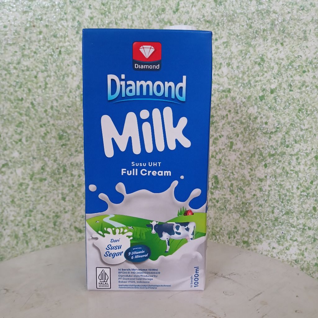 

DIAMOND MILK FULL CREAM SUSU UHT 1L