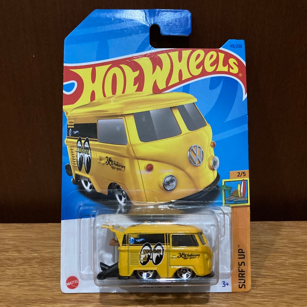 Hot Wheels Regular Kool Kombi Volkswagen VW Kombi Cool Combi Transporter 2023 Diecast HotWheels HW