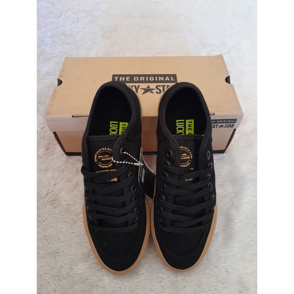 Sepatu Canvas  Pria - Sepatu casual - Lucky Star Golf Black/Gum