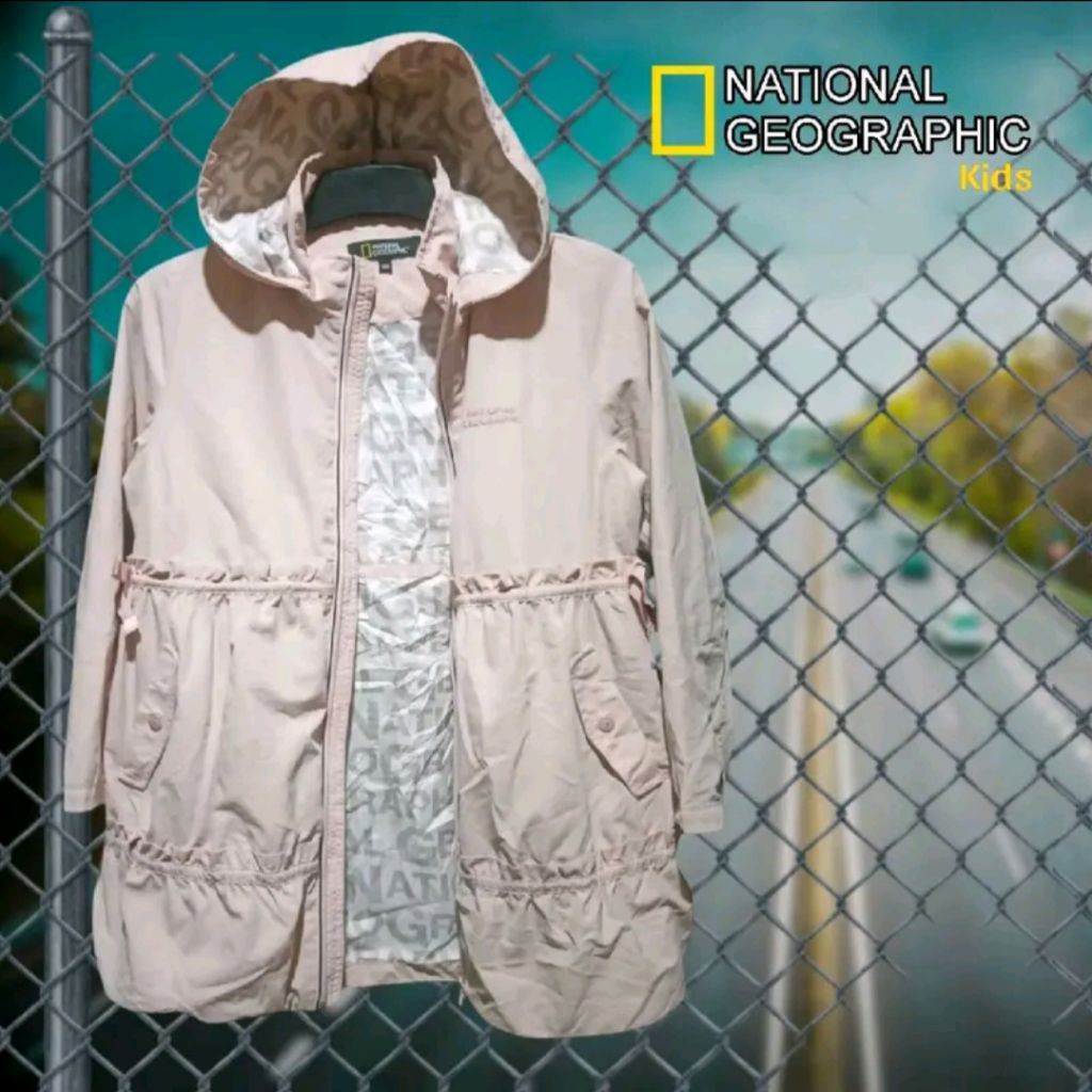 Jaket Anak Outdoor waterproof preloved likenew Original NatGe NatGeo National Geographic full tag
