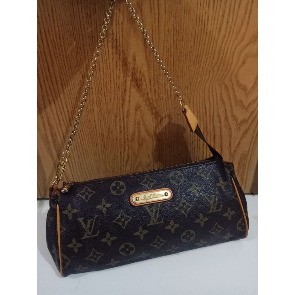 LV Eva Pochette 2009 Preloved