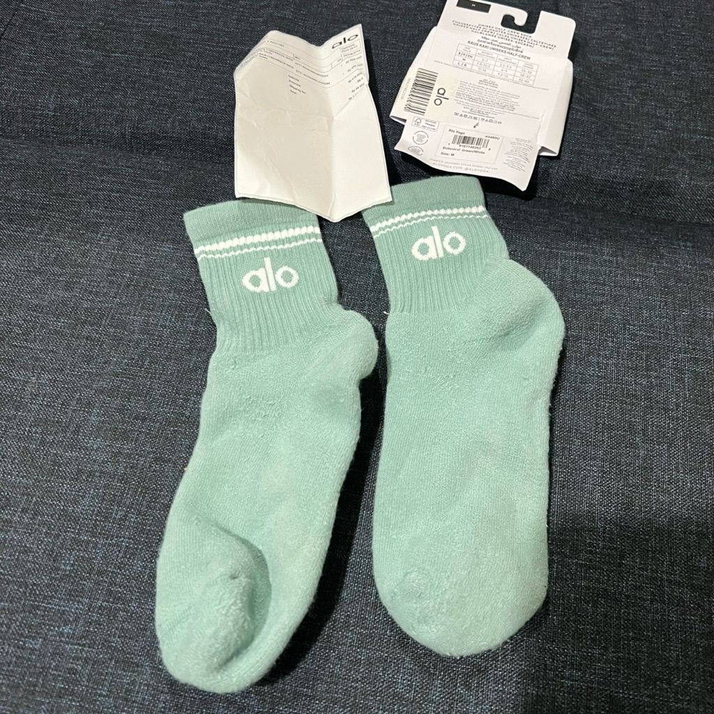 Preloved Alo Yoga Socks Original