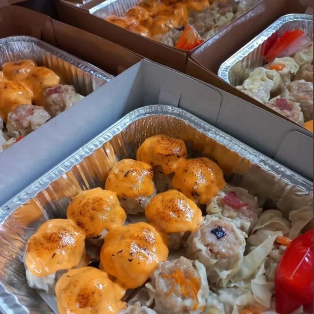 

DIMSUM MIX (DIMSUM ORIGINAL & DIMSUM MENTAI) FULL DAGING AYAM ISI 6 + SAUS SAMBAL 1 + CHILI OIL 1 FROZEN FOOD