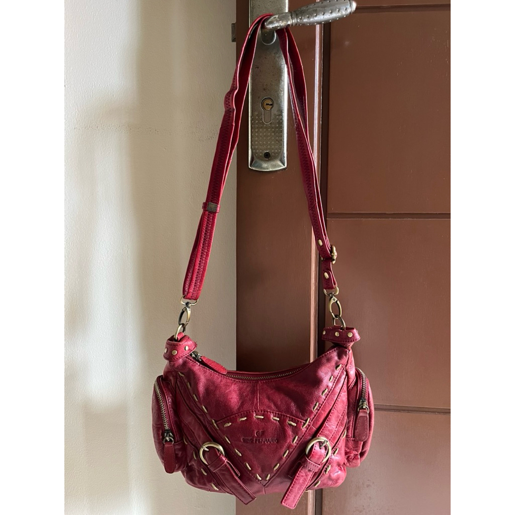 Tas Preloved Sling Bag Sholder Bag Kulit Asli Gino Ferrario
