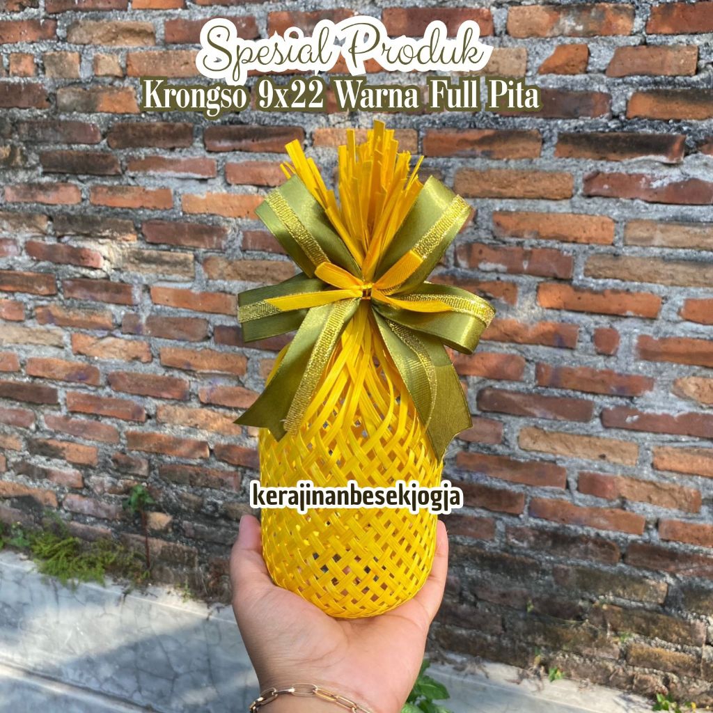 

KRONGSO BAMBU WARNA FULL FREE PITA 9X22CM | KERANJANG BAMBU KUE KERANJANG krongso warna warni krongso nanas besek nanas krongso makanan packaging souvenir bingkisan jogja