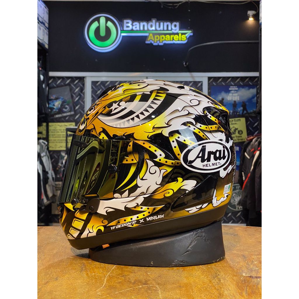 Arai RX7X Lion Gold Limited Edition Arai Full Face RX-7X Lion Gold