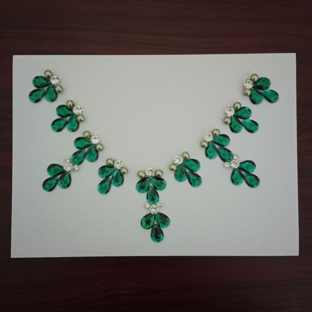 Payet Leher Nauraa | Payet Kristal Jahit