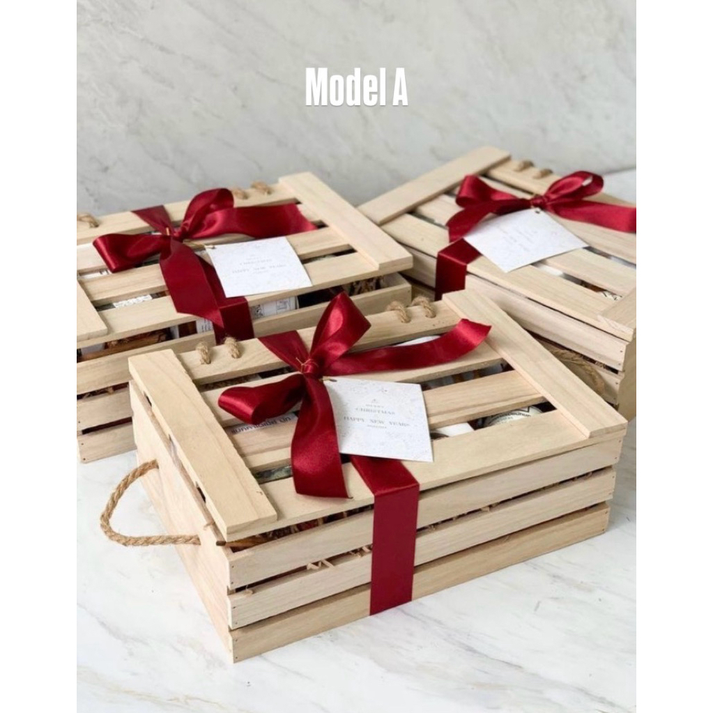 BOX HAMPERS/SESERAHAN KAYU