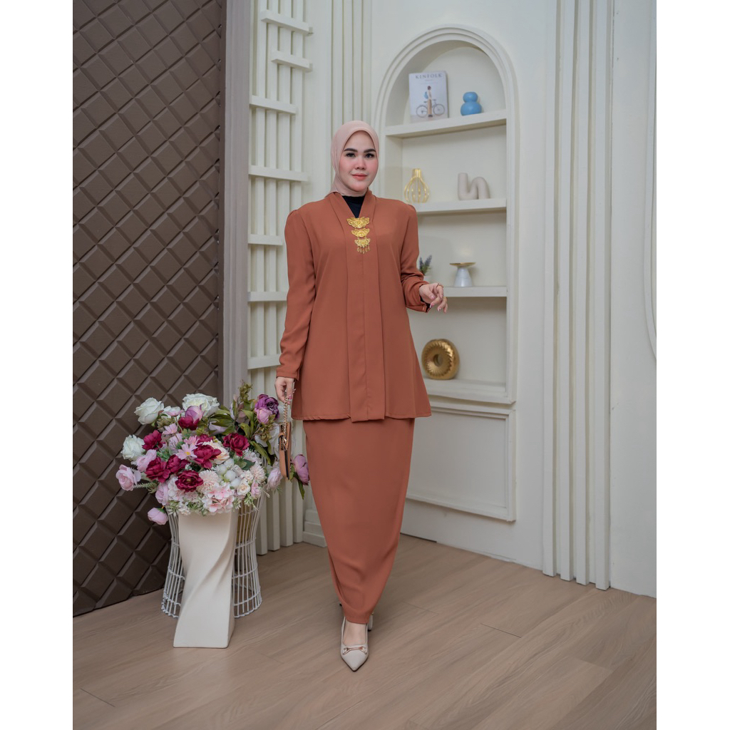 One Set Kurung Melayu Naura Stelan Rok Polos Terbaru