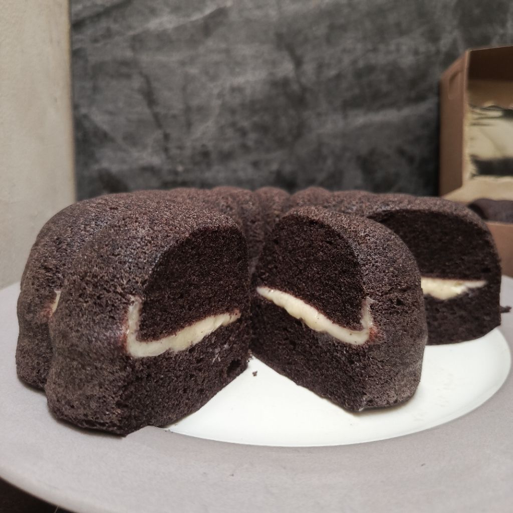 

Boluketanhitamkejulumer