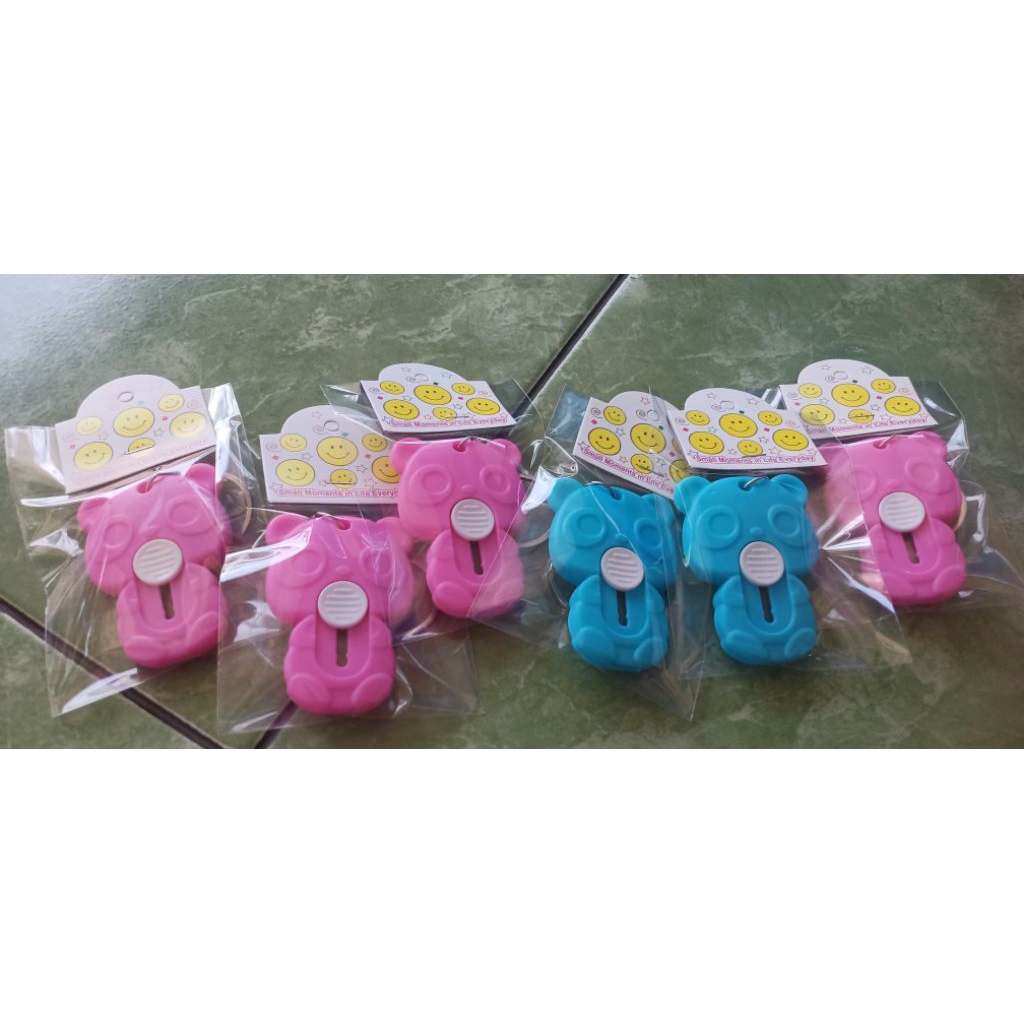 

(GANTUNGAN KUNCI)Cutter Mini lucu karakter beruang