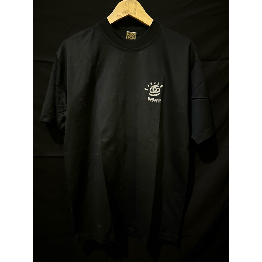 preloved kaos dagadu lucu hitam pekat