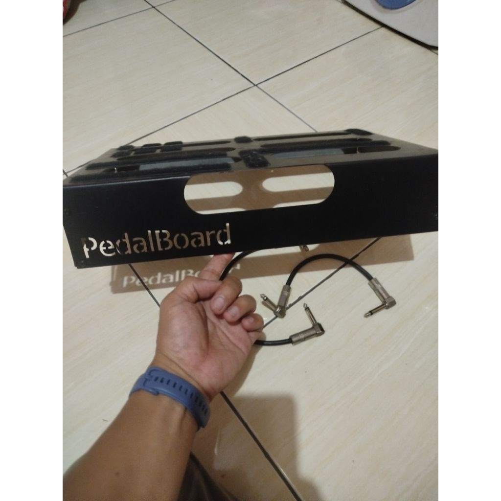 efek pedal gitar listrik