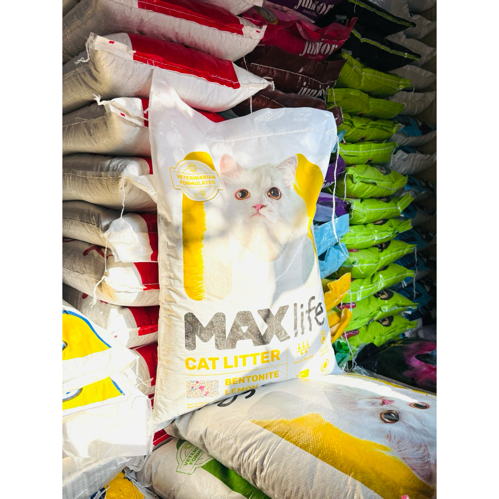 MAXLIFE BENTONITE CAT LITTER