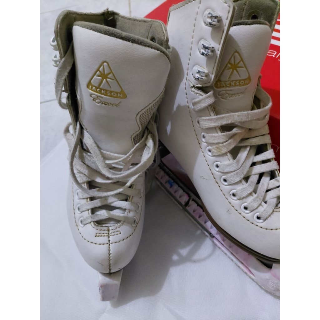 SEPATU ICE SKATING JACKSON EXCEL