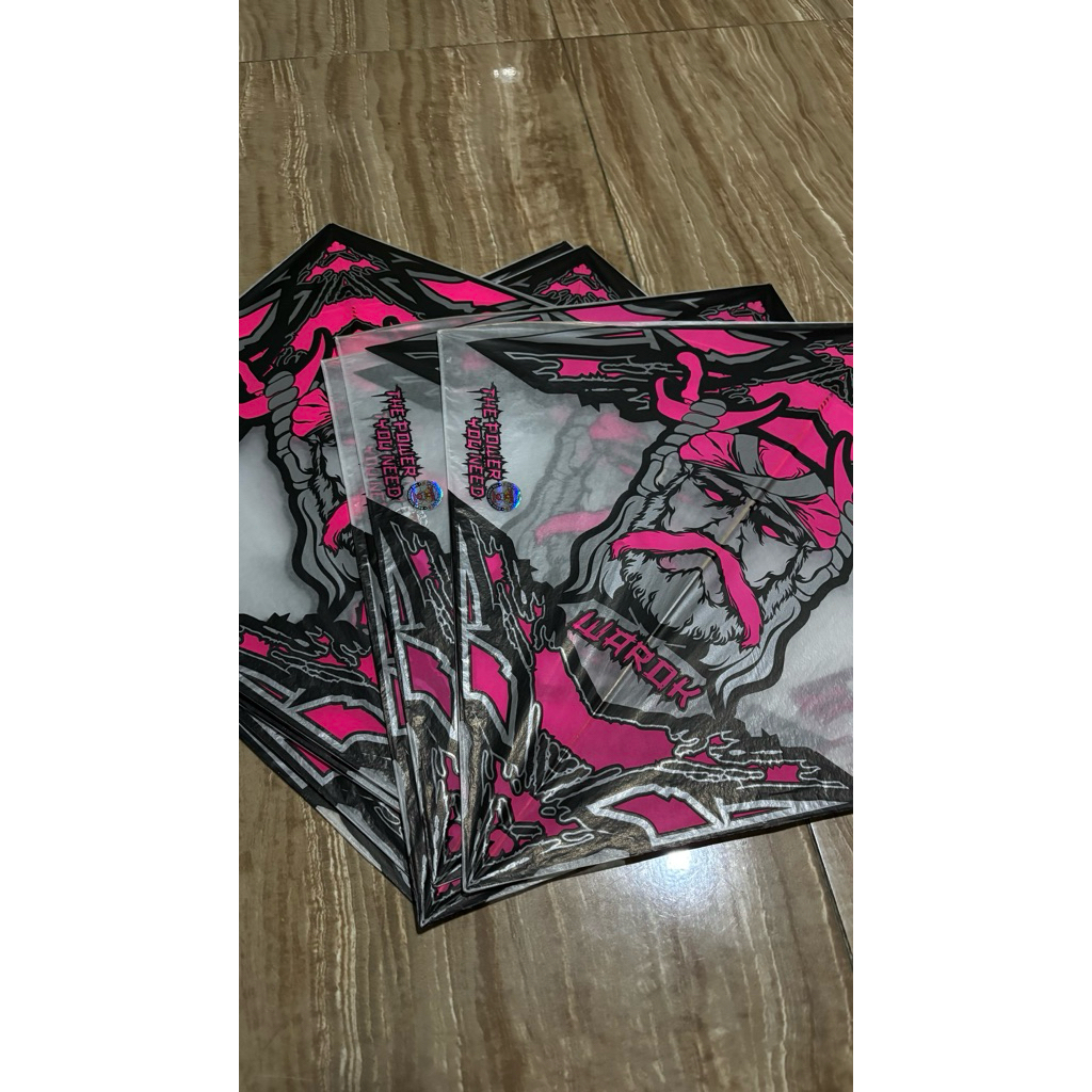 layangan turnamen warok combat