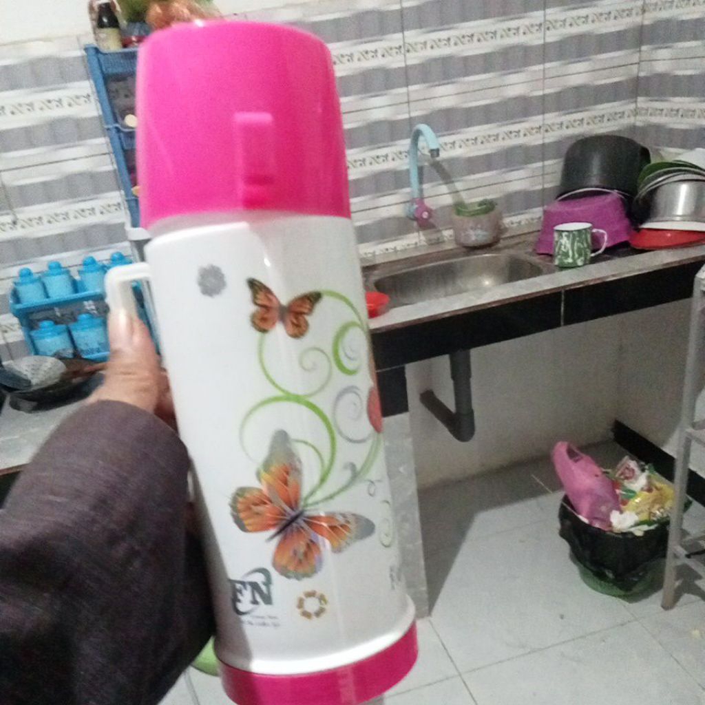 tempat air. panas kopi teh