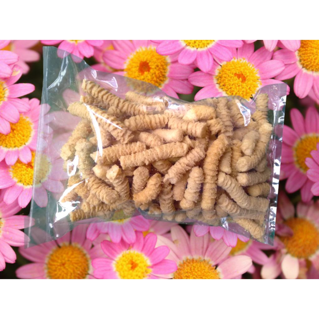 

Kue Akar Kayu Camilan Makanan Ringan Tradisional Sehat Bergizi 250 gr