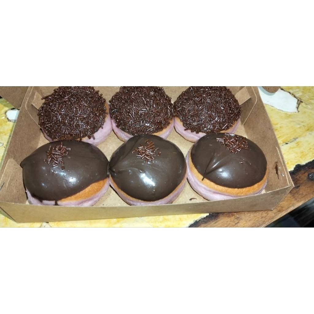 

donat gemoy ubi ungu