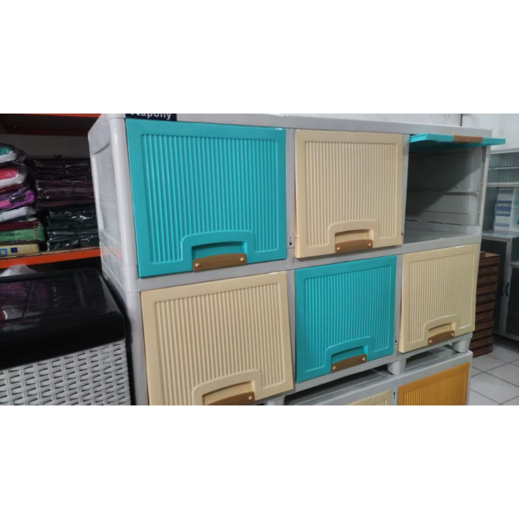 LEMARI NAPOLLY LOCKER BOX