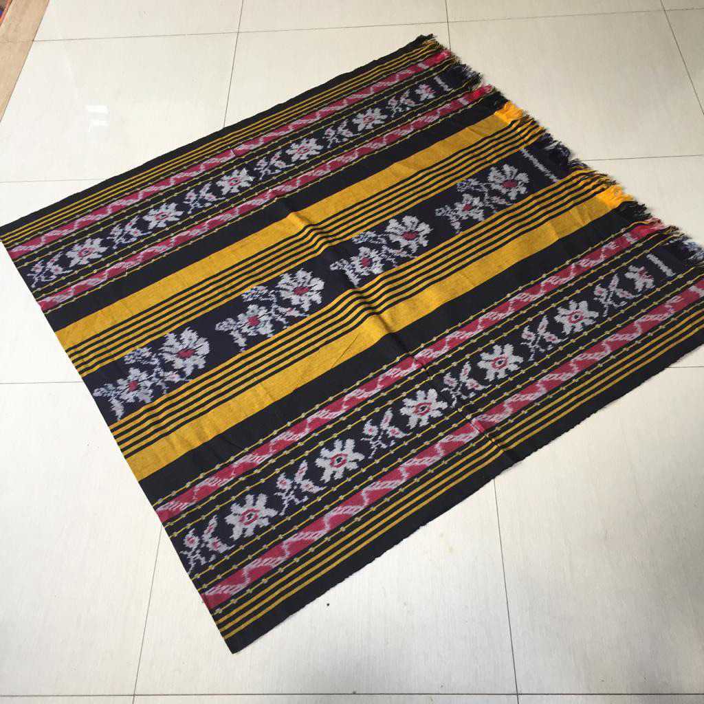 KAIN TENUN IKAT TROSO WARNA KUNING KHAS JEPARA