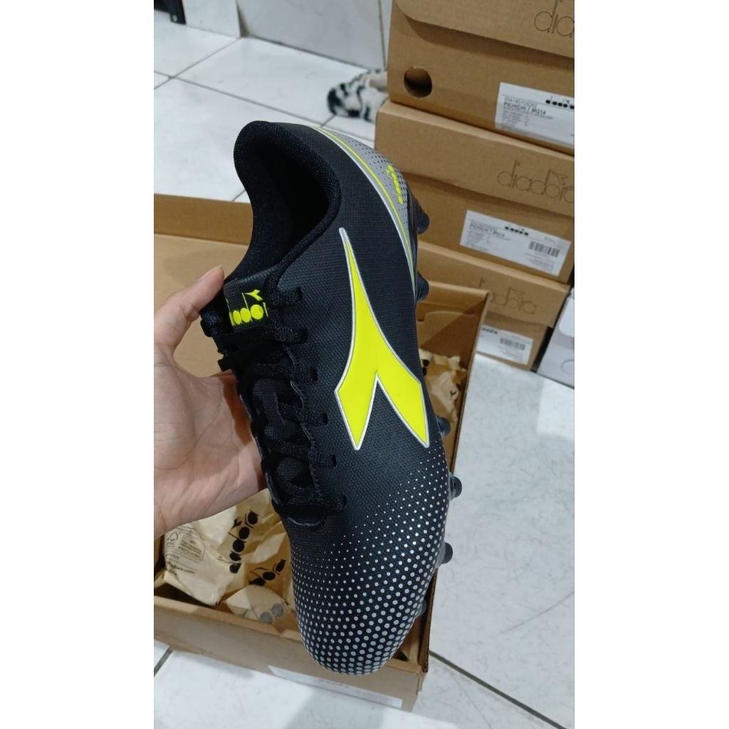 Diadora Pichichi 7 MG14