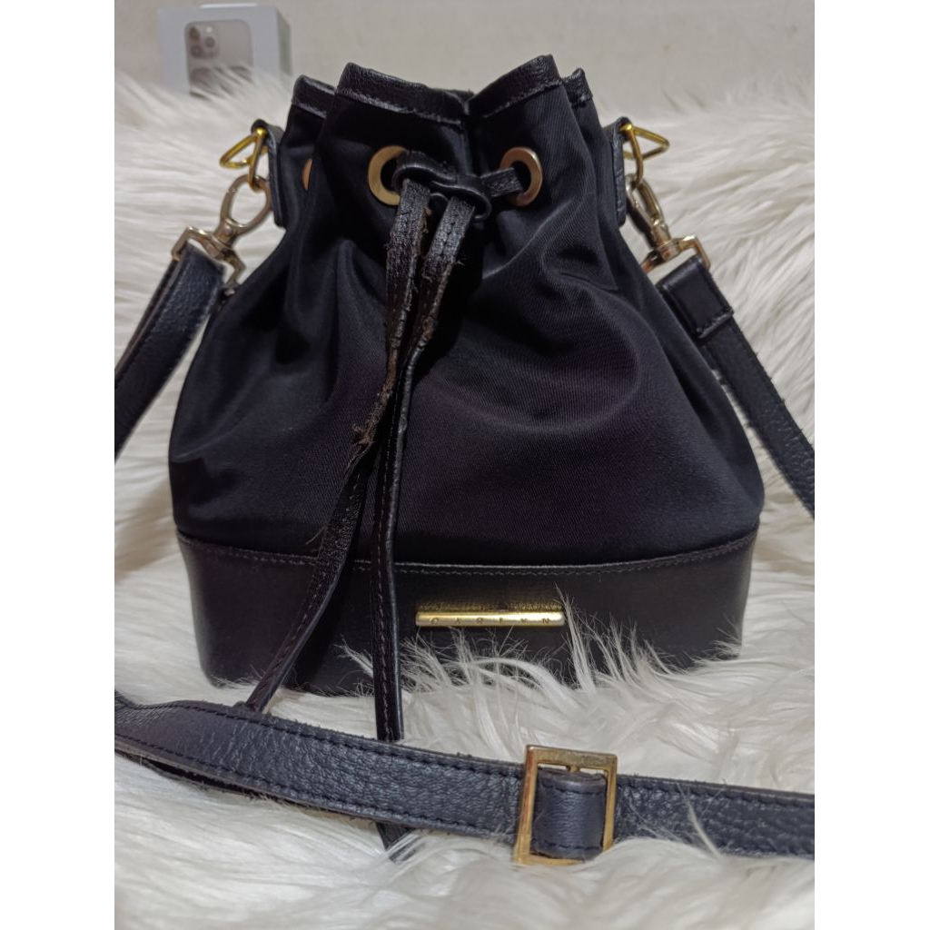 preloved tas serut Carlyn