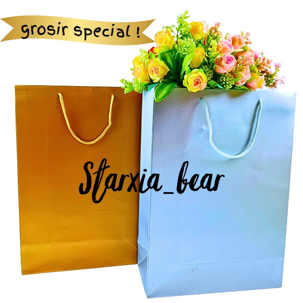 

PAPERBAG/PEMBUNGKUS KADO/TAS KADO POLOS WARNA SILVER DAN GOLD