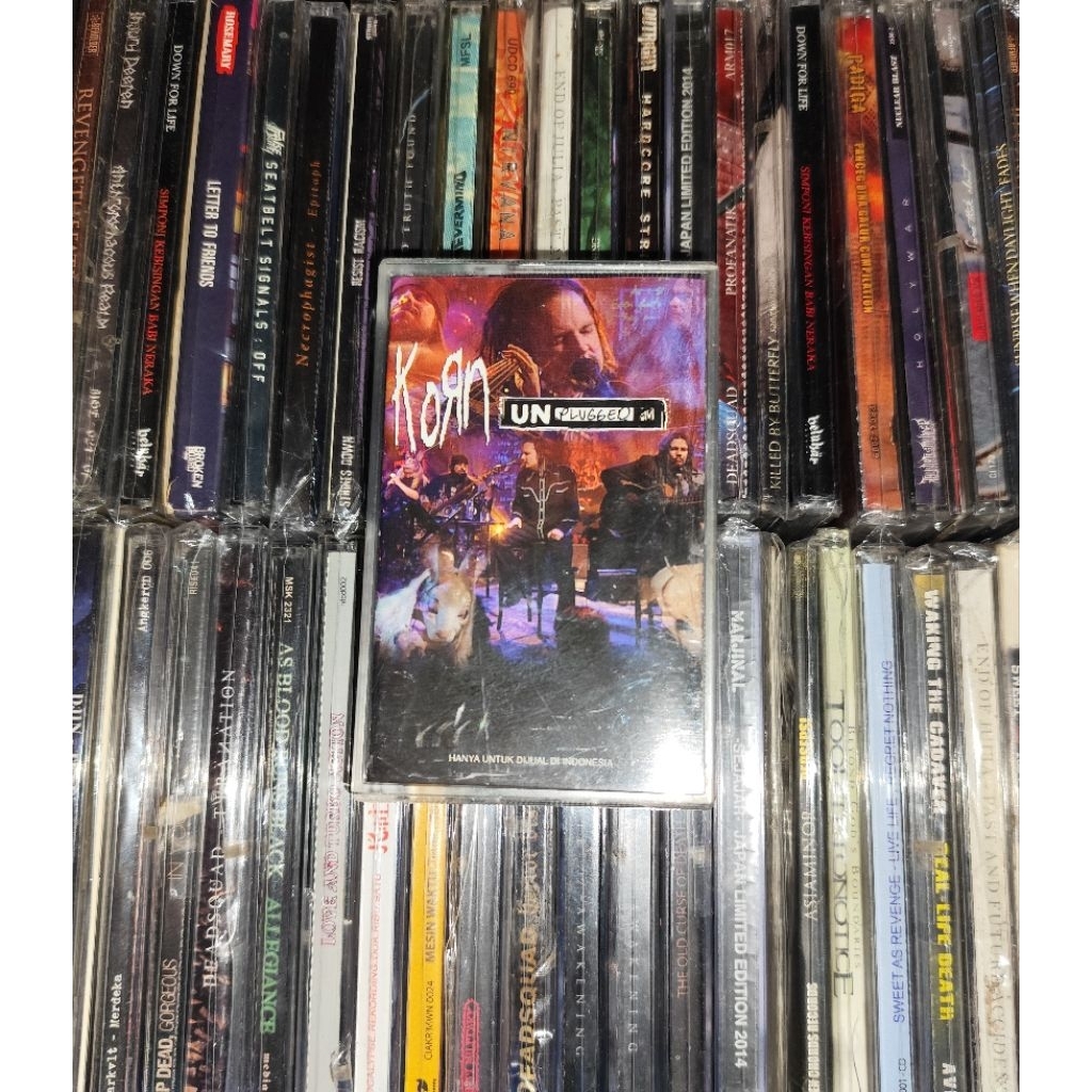 Kaset Korn - MTV Unplugged Includes the hits : Coming Undone, Blind, Freak on a Leash featuring Amy 