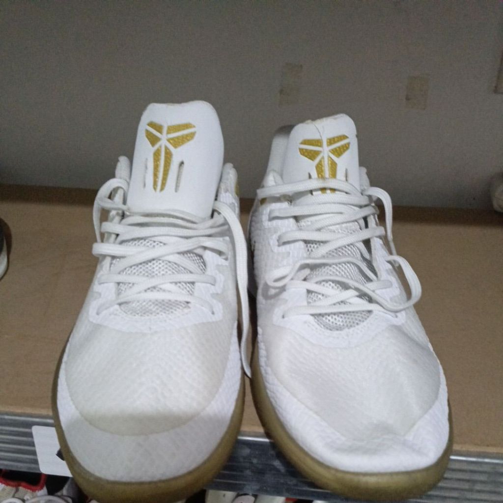 sepatu basket kobe size 46, insole 30 cm