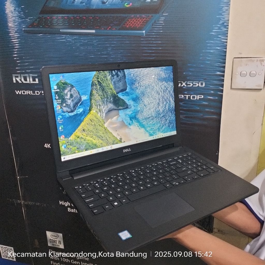 DELL INSPIRON 15 3576 I5-7200U 8GB/256GB