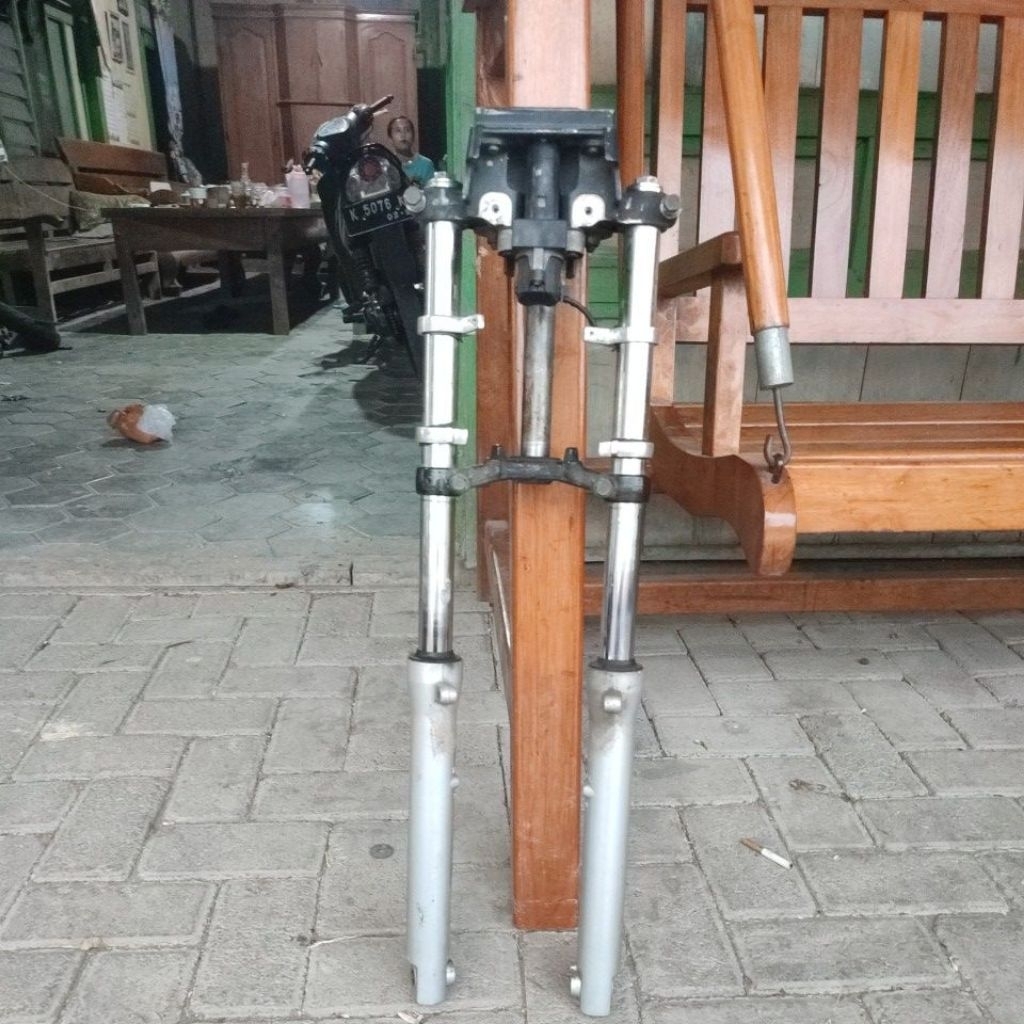 shock depan original verza