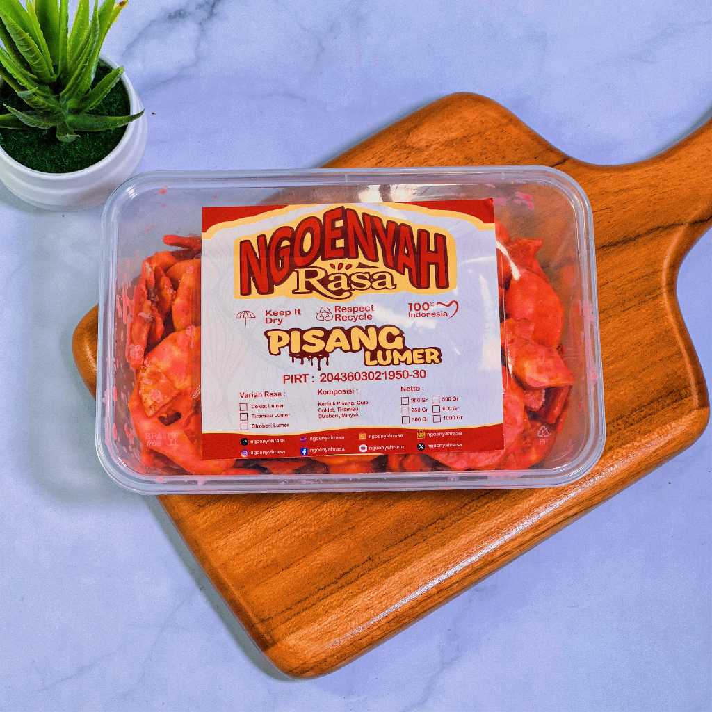 

ngoenyah rasa pisang koin lumer stroberi - cokelat stroberi tiramisu snack cemilan pisang lumer