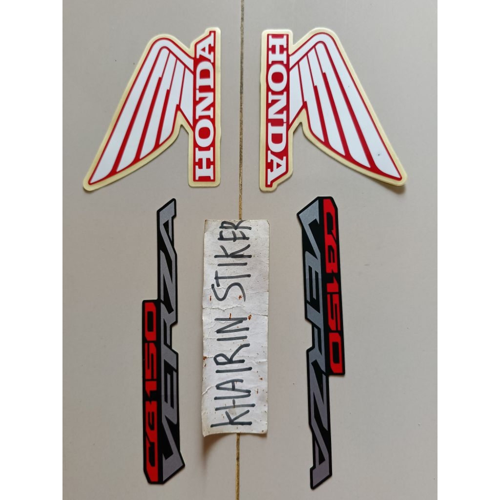 striping stiker cb verza 2025 merah hitam glossy