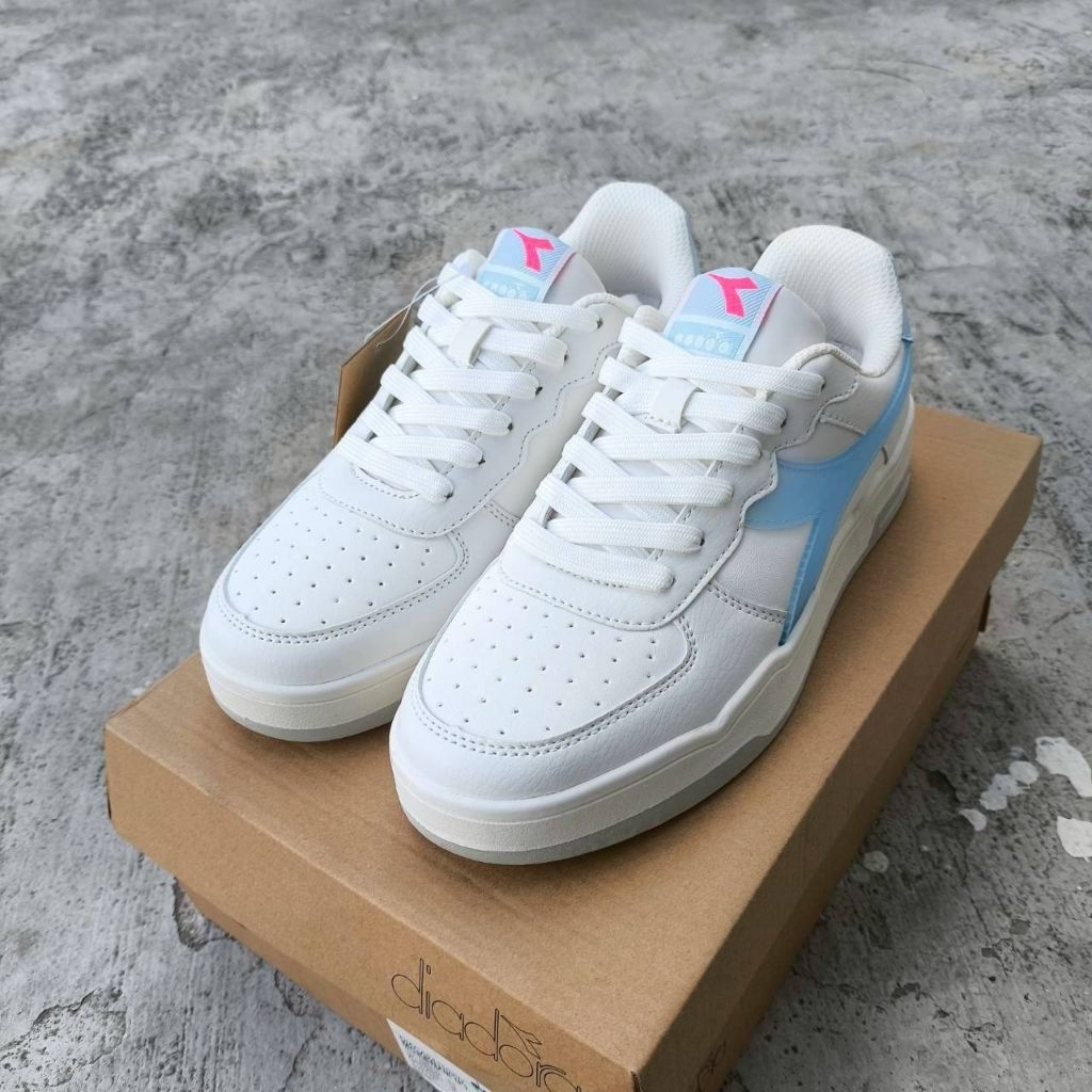 Diadora McKenzie