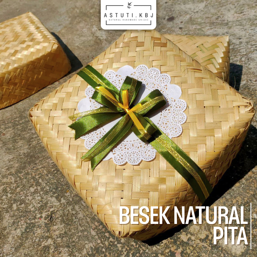 BESEK JUMBO 30CM HIAS PITA / besek bambu / besek makanan / besek hampers / besek souvenir