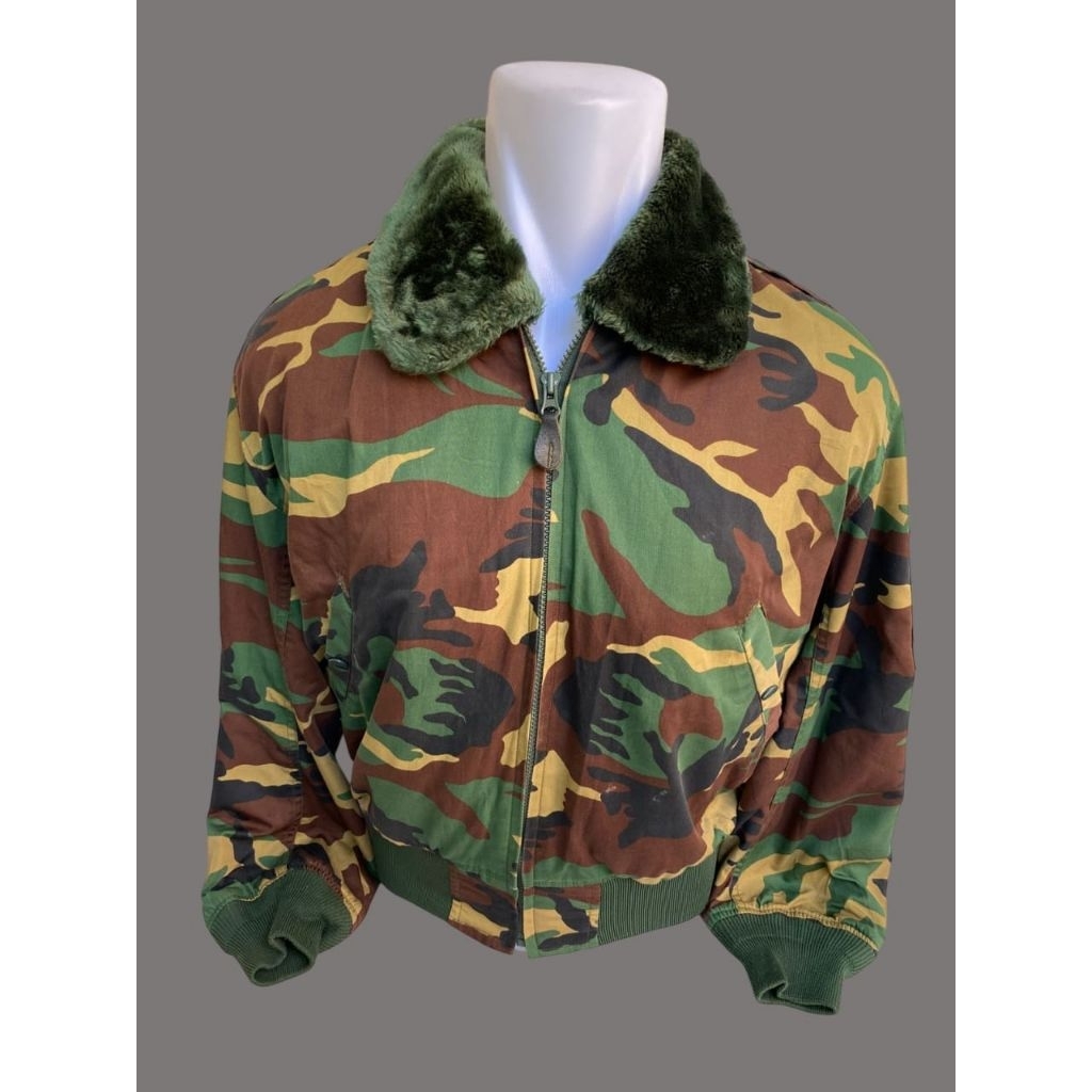 Jaket Bomber Pilot ECWCS Kerah Sherpa Loreng Woodland Vintage ROKA Korea Army (5)