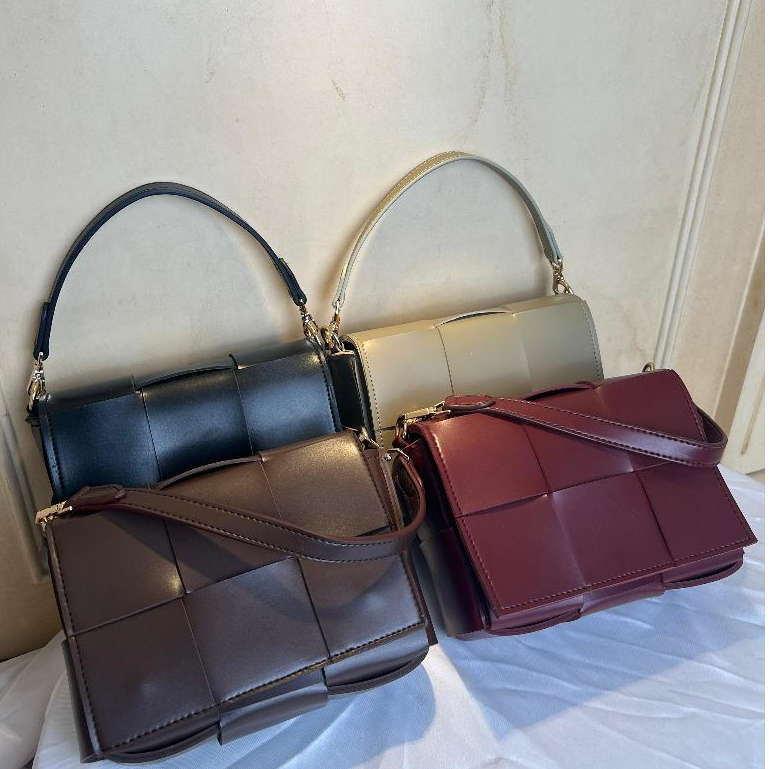 LOLY COCO - Oska Bag - Tas Selempang Wanita Terbaru - Tas Anyam Terbaru