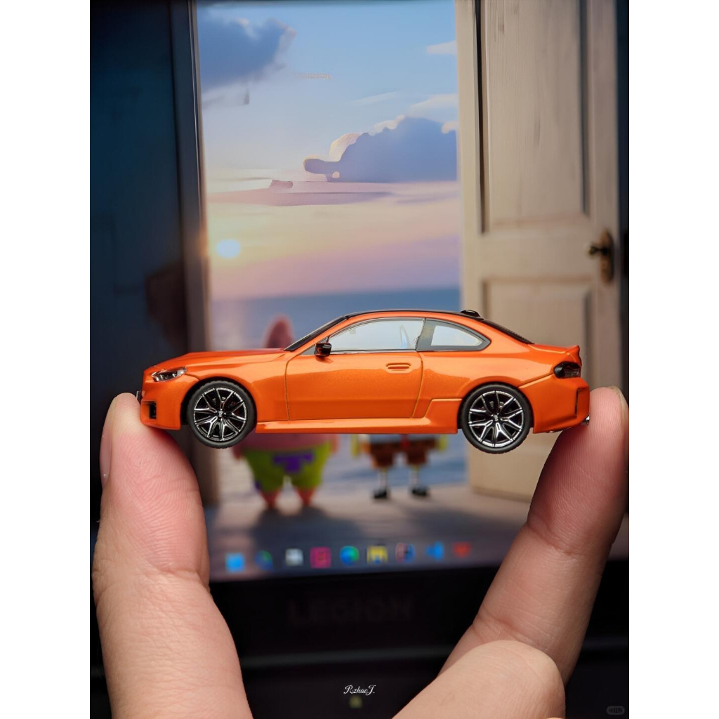 HOWIE MODEL BMW M2 ORANGE LIMITED EDITION DIECAST HOWIE BMW M2 CUP ORANGE LIMITED EDITION DIECAST BM
