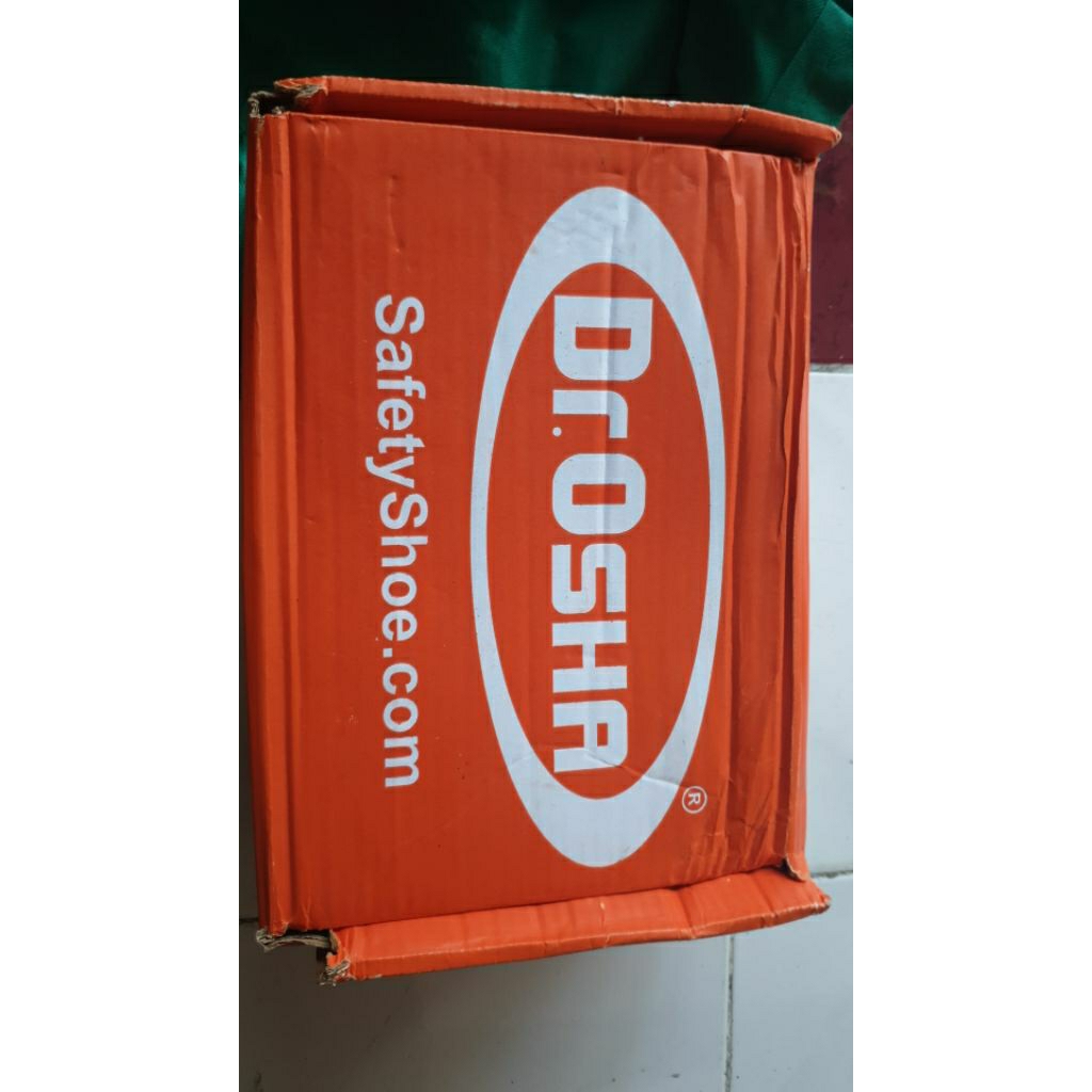 Dr Osha sepatu safety