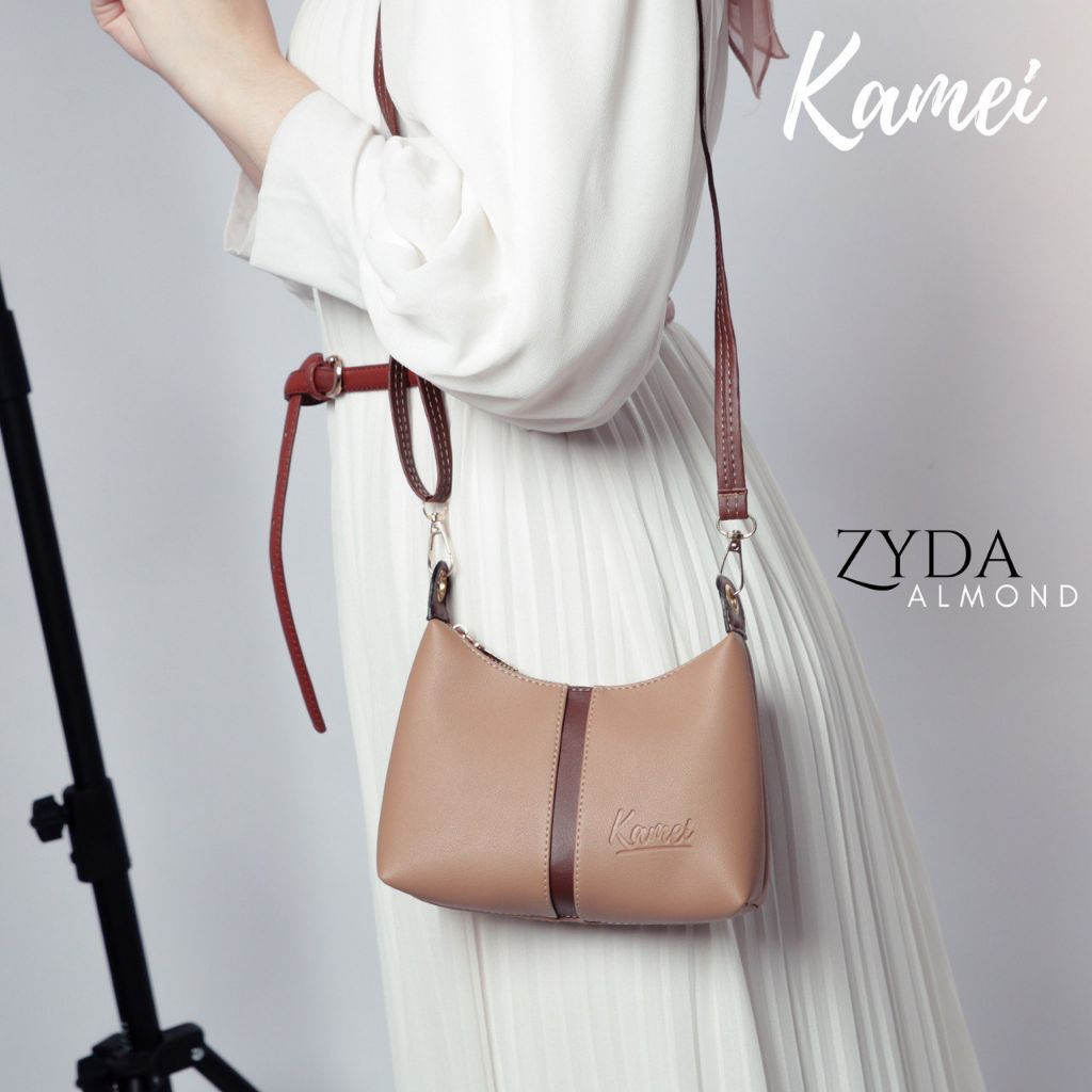 Tas Wanita Simpel Zyda Bag Slingbag Kamei