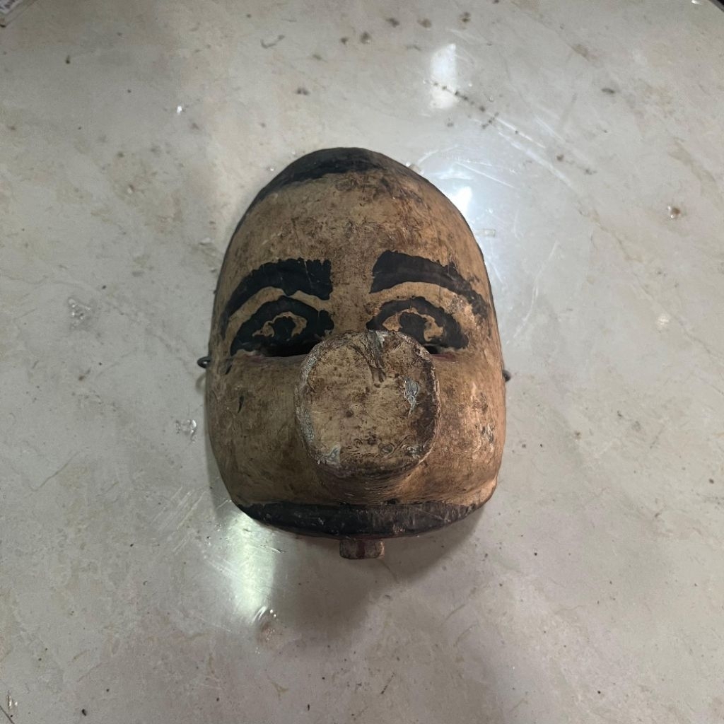 Topeng Separuh Jawa Badut Putih Ukir Kayu Lawas Jadul Tua