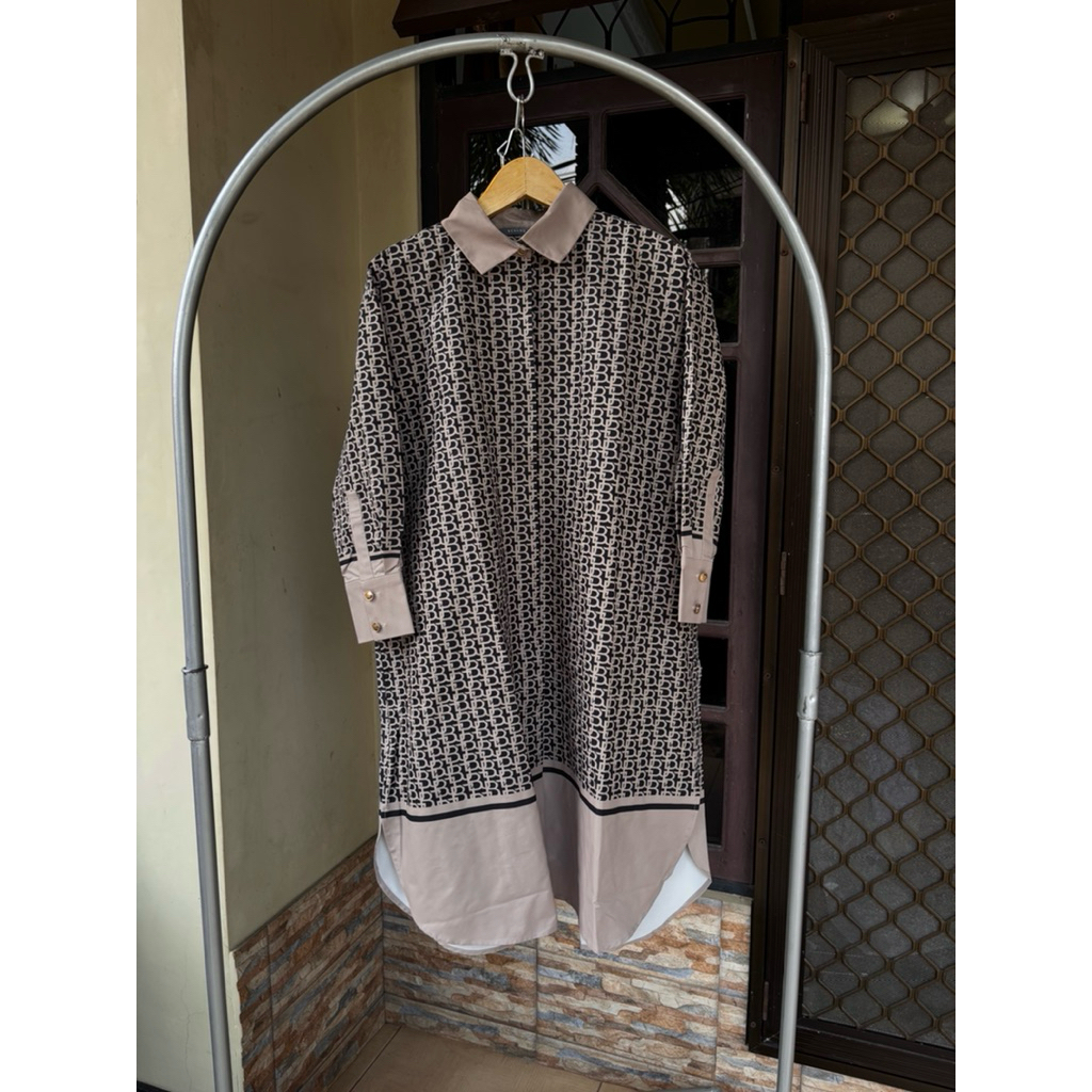 MONOGRAM BENANG JARUM NEW AS IS