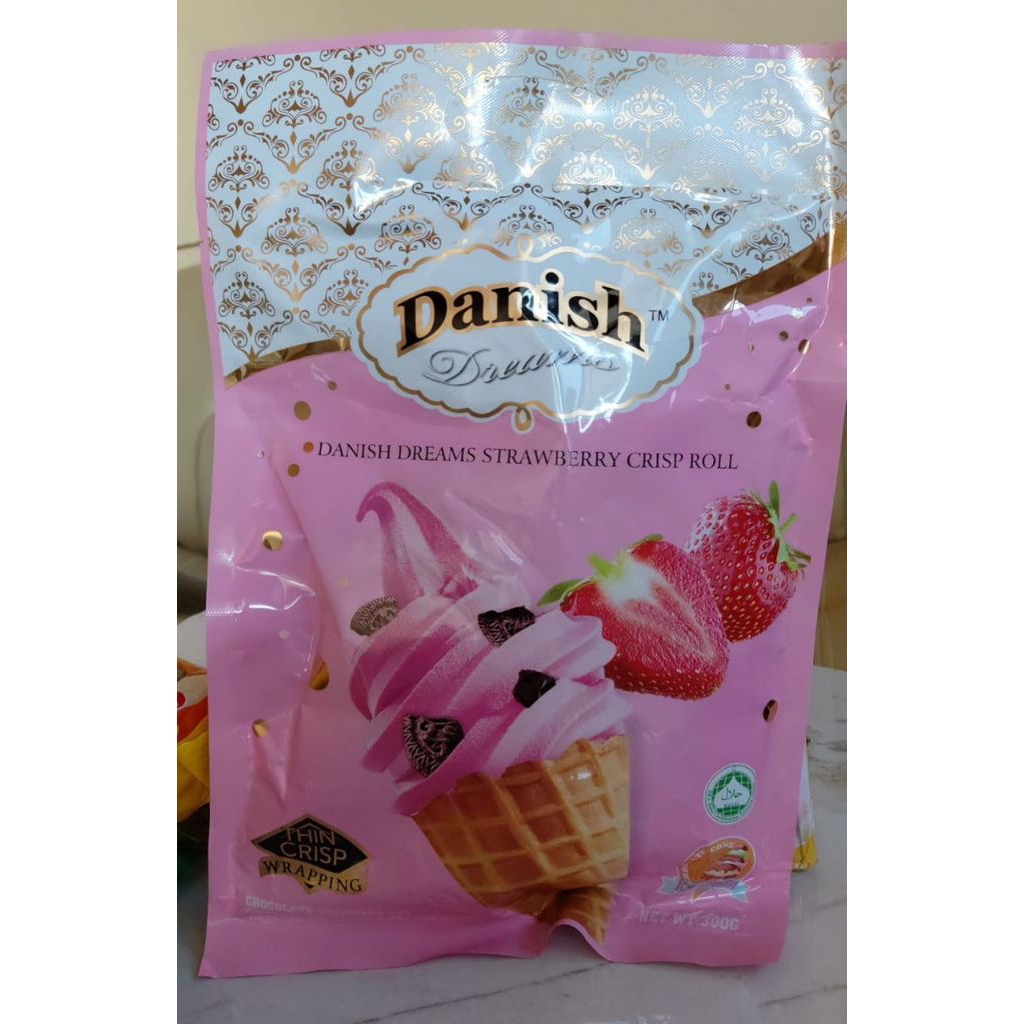

DANISH DREAMS STRAWBERRY CRISPY ROLL