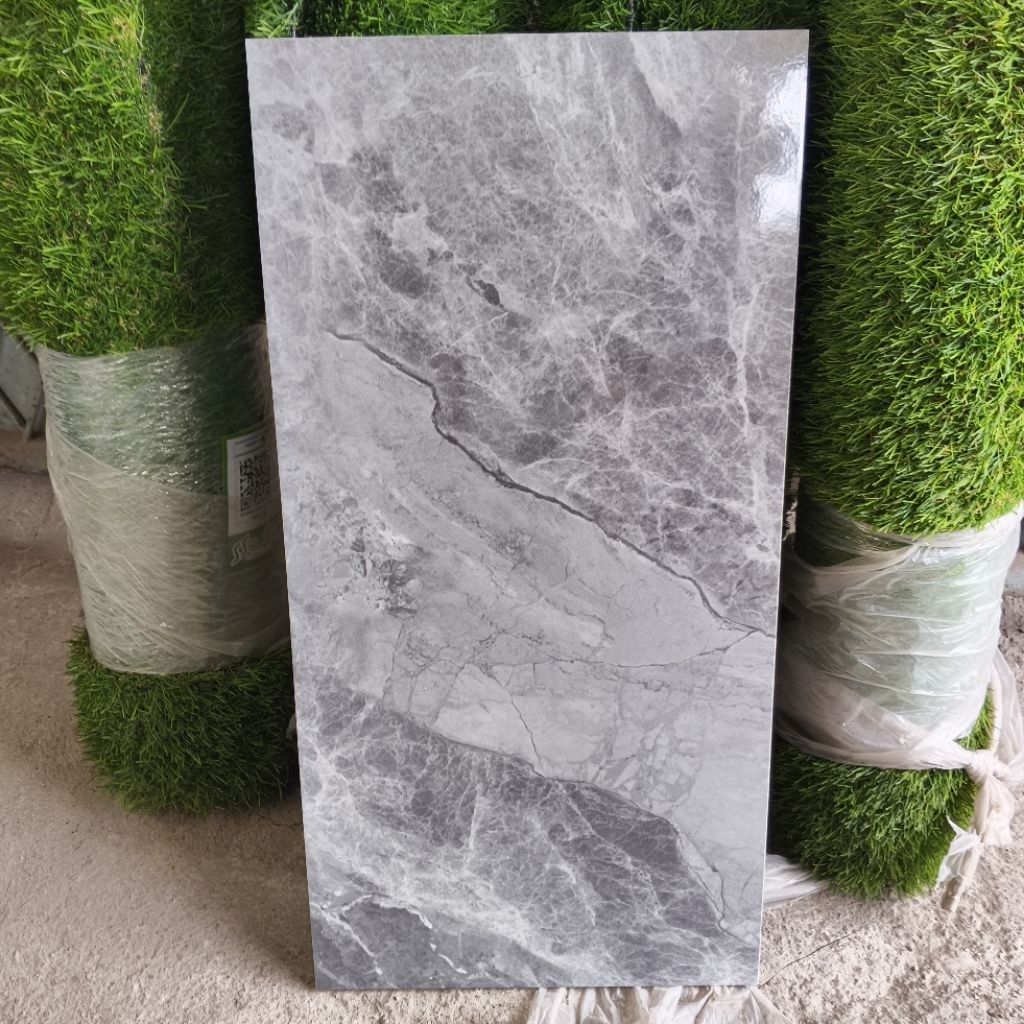 KERAMIK DINDING 30X60 GLOSSY ABU MARMER CUTTING