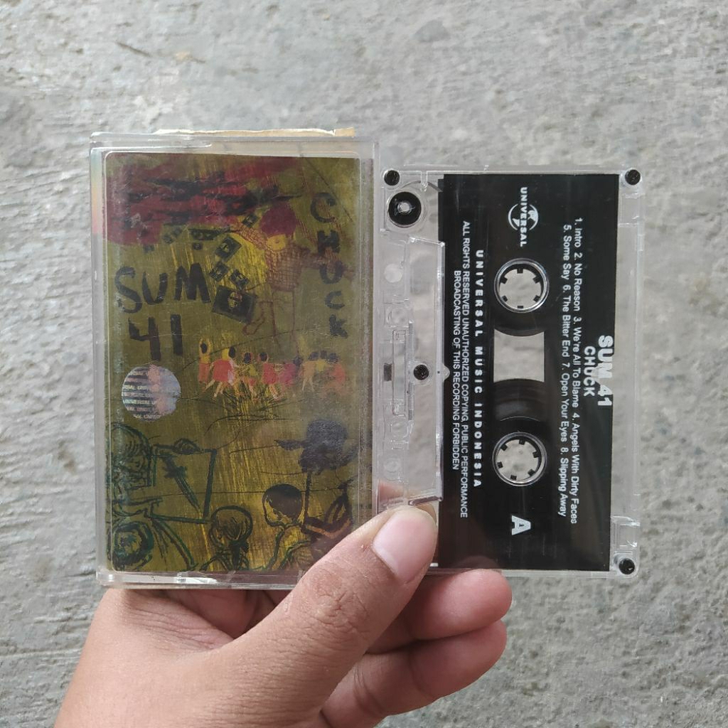 Kaset Pita Sum 41 - Chuck