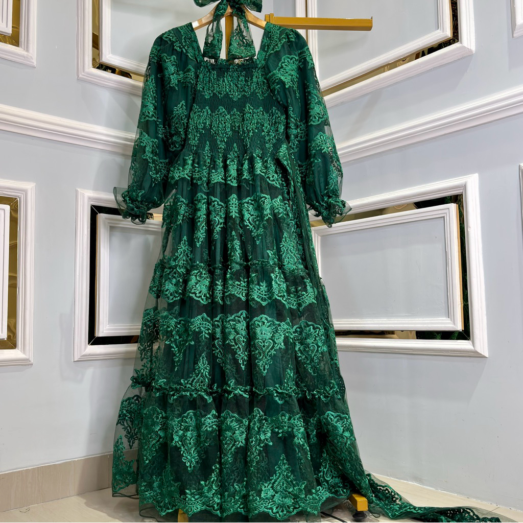 Dress Princess / Gaun Pesta / Bahan Tile Prada Hijau Botol