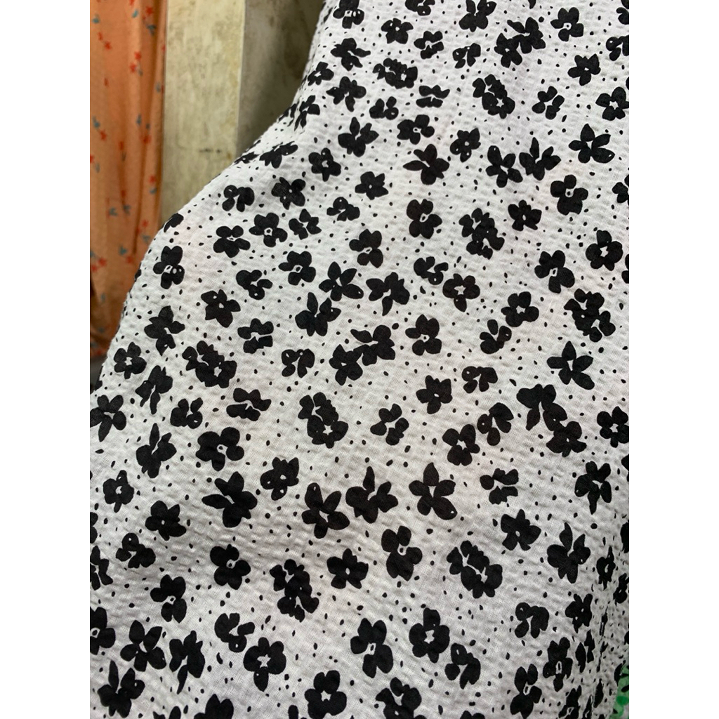 kain cotton paris crinkle lembut || kain bahan atasan dress premium || kain crinkle meteran || lq ( 