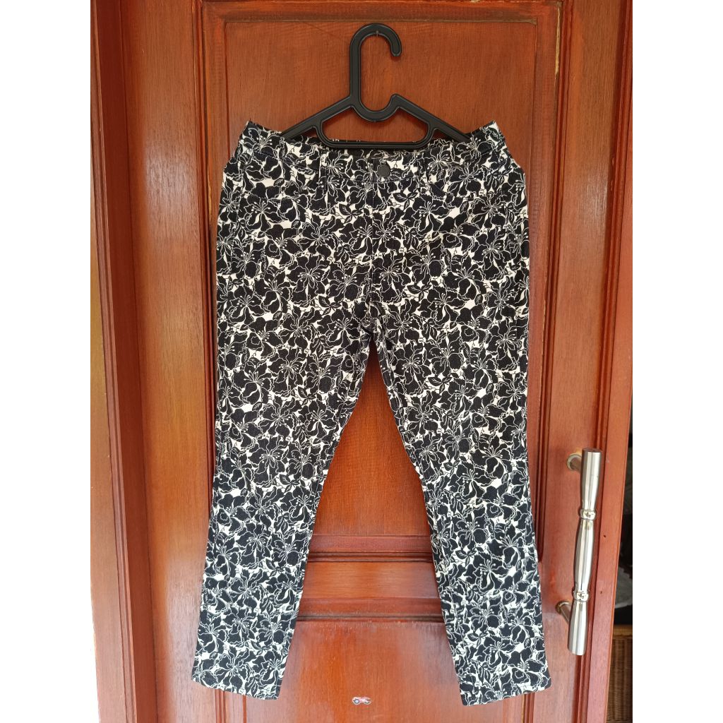 jegging UNIQLO PRELOVED pribadi